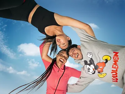 룰루레몬이 디즈니와 만나면?